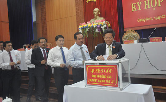 Quảng Nam miễn nhiệm 2 phó chủ tịch UBND, 2 phó chủ tịch HĐND tỉnh