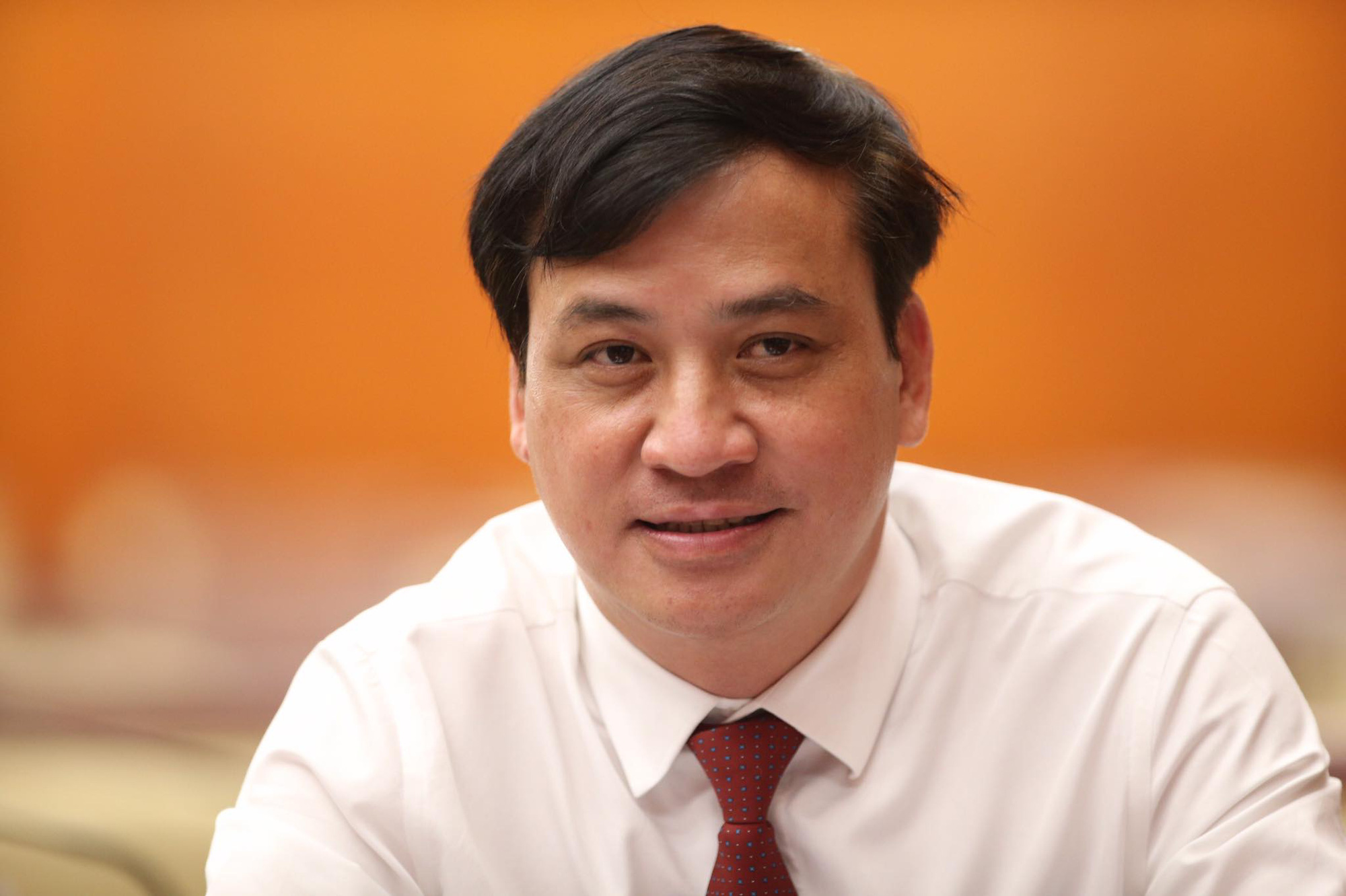 Ông Lê Hòa Bình được phân công làm Phó Chủ tịch Thường trực UBND TP HCM - Ảnh 1.