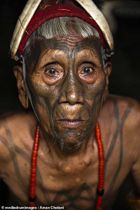 Thú vị loạt ảnh các bộ tộc độc đáo Ấn Độ - Ảnh 8.
