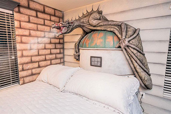 Biệt thự rộng 4.000m2 tái hiện thế giới phù thủy trong Harry Potter