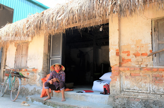 Nét đẹp nhà tranh nghèo của làng quê Việt  Nhà Lá Miền Tây
