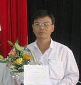 Phú Yên: Một phó chủ tịch huyện khai man bằng cấp để thăng tiến - Ảnh 1.