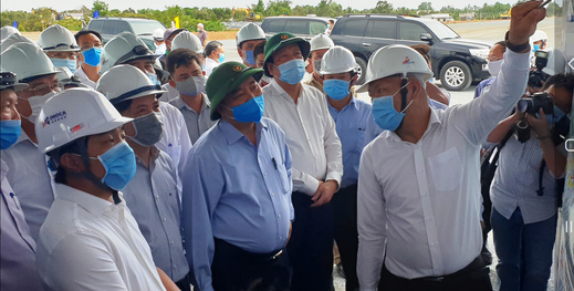 Thủ tướng kiểm tra dự án cao tốc Trung Lương - Mỹ Thuận - Ảnh 3.