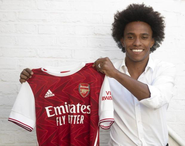 Willian chính thức gia nhập Arsenal hưởng lương “khủng” - Ảnh 1.