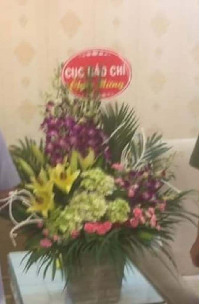 Mạo danh Cục Báo chí đi tặng hoa Công an tỉnh Thanh Hóa nhằm... đánh bóng tên tuổi - Ảnh 2.