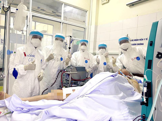 Chủ tịch Đà Nẵng gửi thư cảm ơn đội ngũ y tế hỗ trợ Đà Nẵng chống dịch Covid-19 - Ảnh 1.