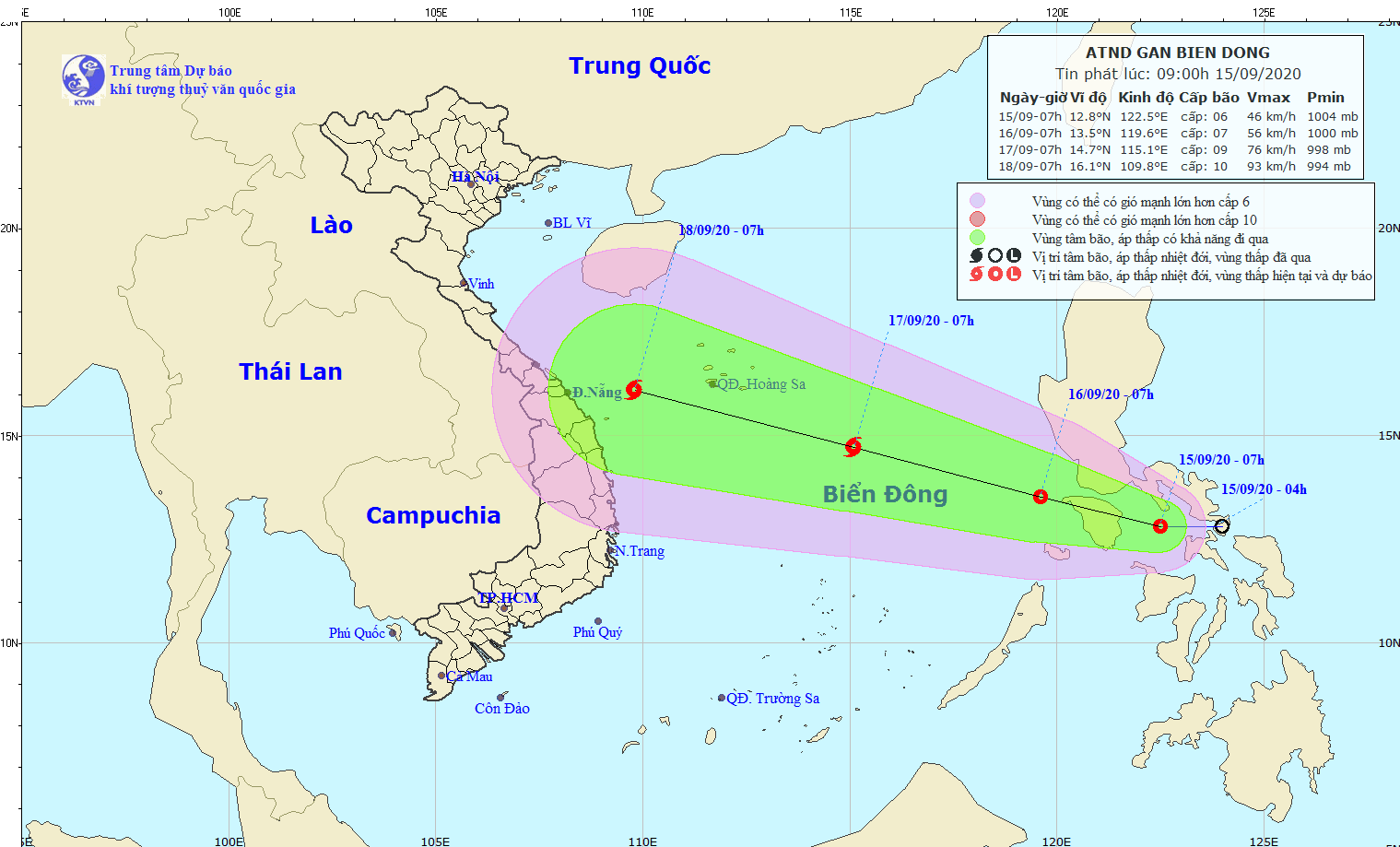 Áp thấp nhiệt đới vào Biển Đông, khả năng mạnh lên thành bão - Ảnh 1.