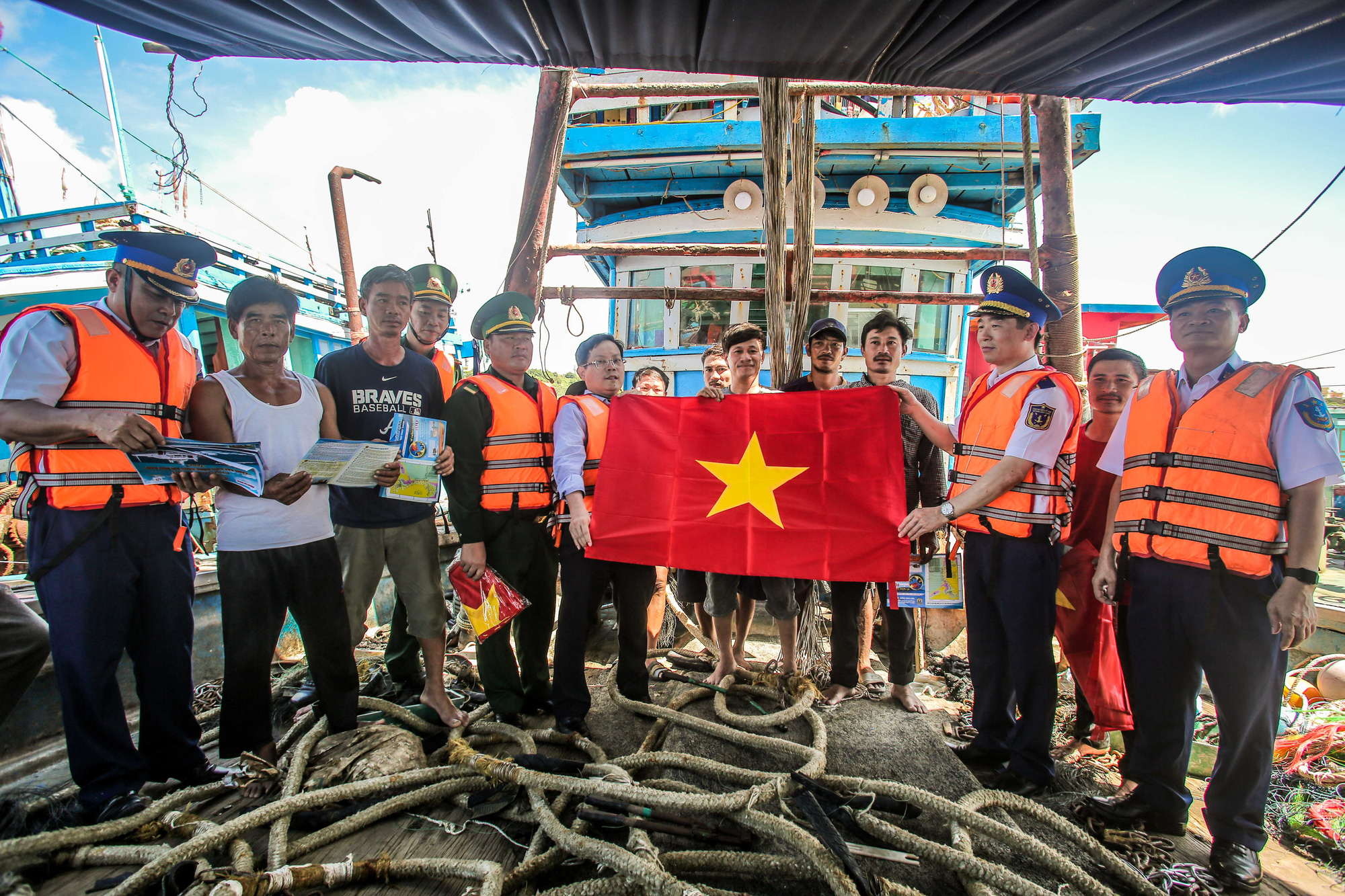 Hoàng Sa là một phần của lãnh thổ Việt Nam, được bảo vệ chặt chẽ bởi chính phủ và dân tộc Việt Nam qua nhiều thế hệ. Việc giữ gìn và bảo vệ tài nguyên biển là một trong những ưu tiên hàng đầu của chính phủ Việt Nam.