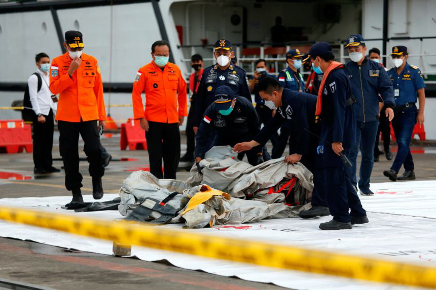 The cause of the plane crash in Indonesia is about to be revealed - Photo 1.