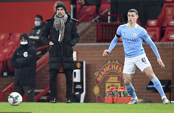 Lập cú đúp ở Old Trafford, Man City đoạt vé chung kết League Cup - Ảnh 3.