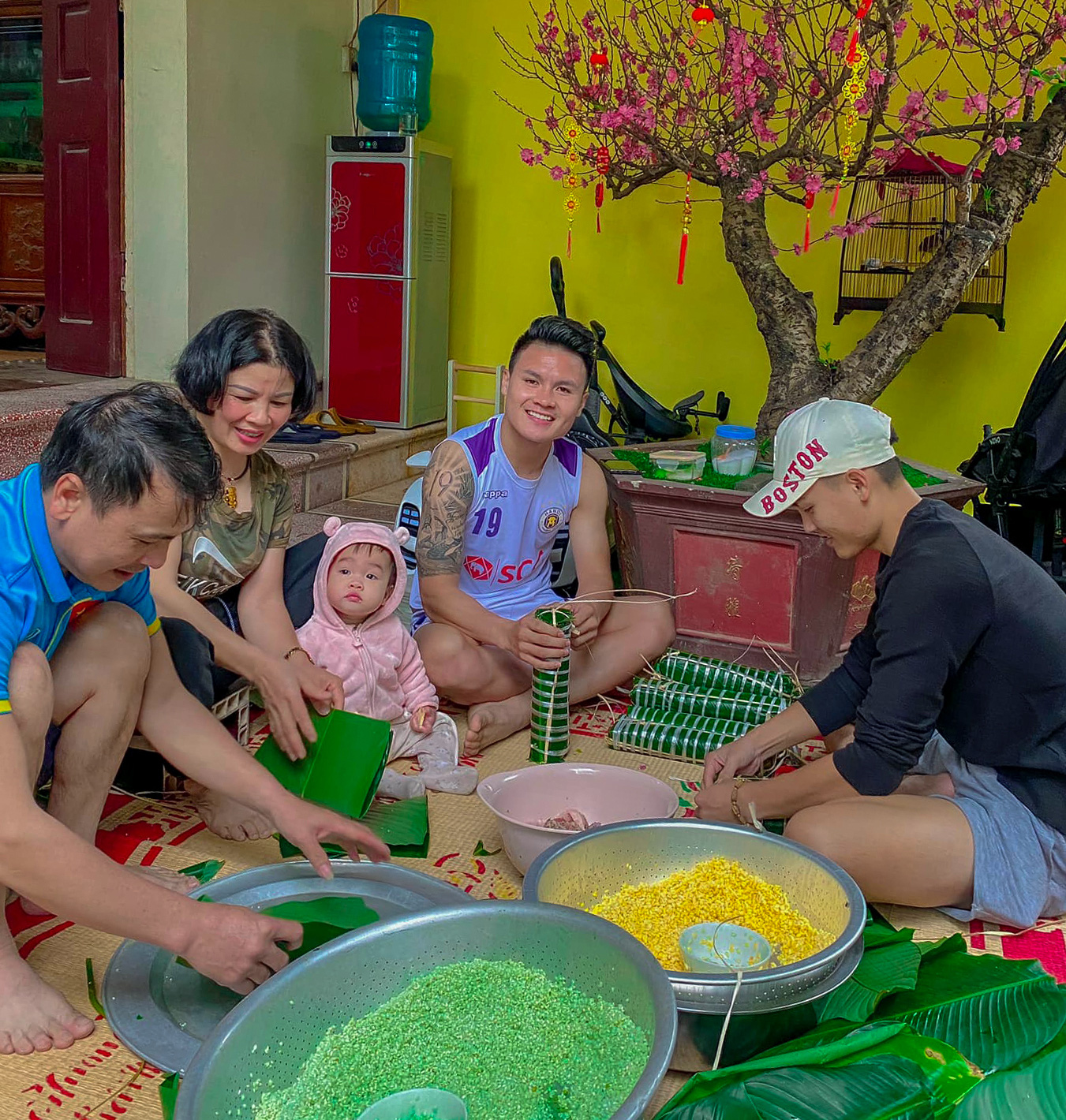 Quang Hải: Được ăn bữa cơm đoàn viên trong ngày Tết cùng gia đình ...