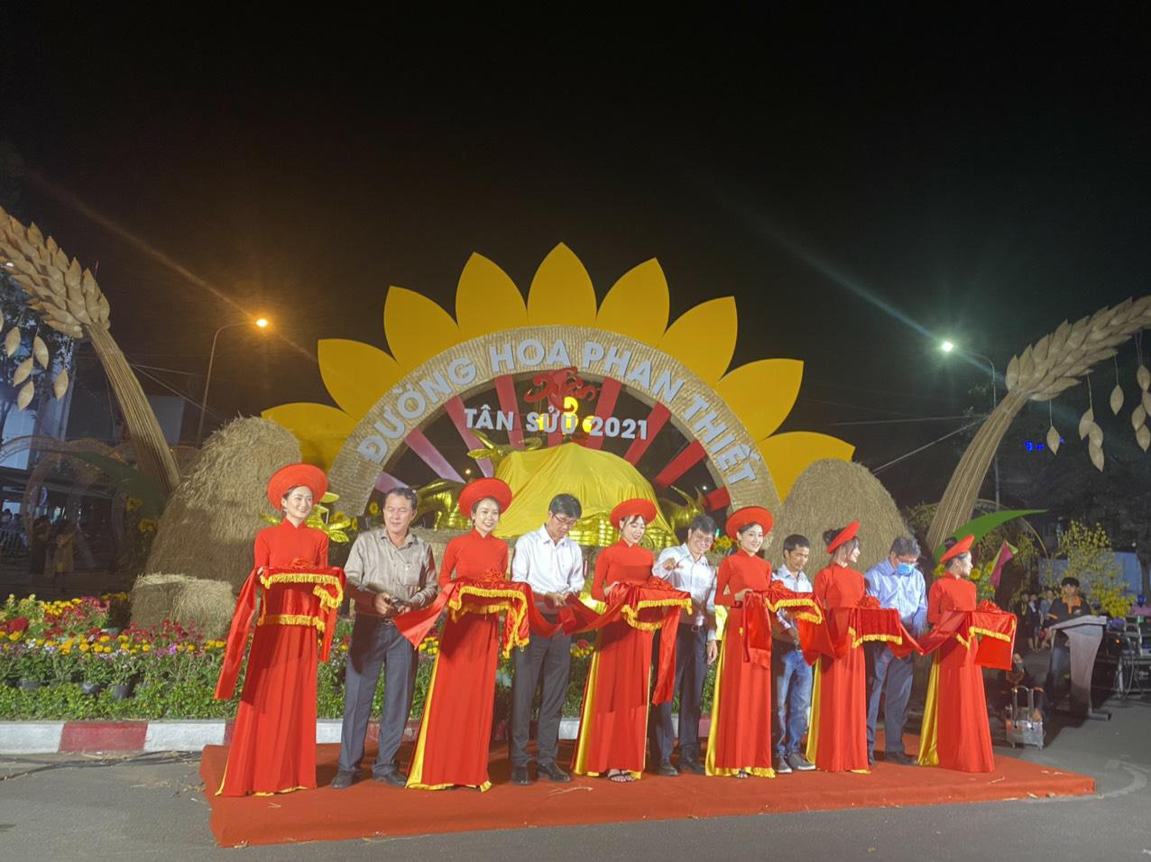 Nova Group tài trợ đường hoa tại TP HCM, Bình Thuận và Đồng Nai