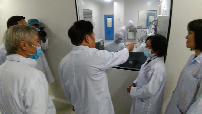 Việt Nam nỗ lực phủ sóng vắc-xin Covid-19 (*): Ưu tiên sản xuất vắc-xin trong nước - Ảnh 1.