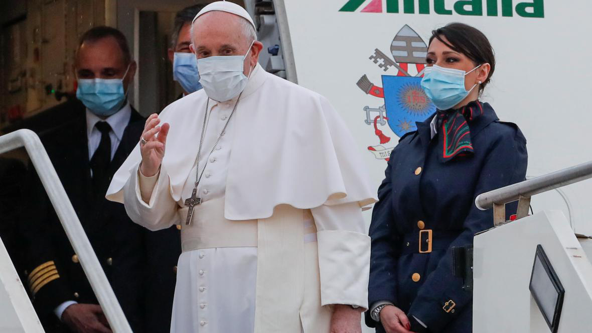 Gi&aacute;o ho&agrave;ng Francis thăm đất nước chiến tranh v&agrave; dịch bệnh - Ảnh 1.