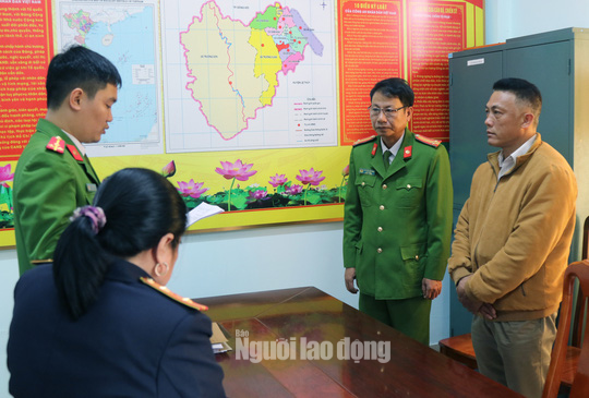 Trạm trưởng Trạm quản lý bảo vệ rừng ở Quảng Bình bị khởi tố - Ảnh 1. Trạm trưởng Trạm quản lý bảo vệ rừng ở Quảng Bình bị khởi tố - Ảnh 1.