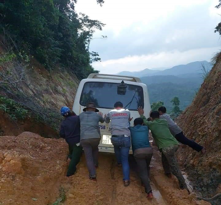 Nơi 2 nữ sinh Vân Kiều lên núi dựng lều đón sóng 3G học online được phủ sóng 4G - Ảnh 3. Nơi 2 nữ sinh Vân Kiều lên núi dựng lều đón sóng 3G học online được phủ sóng 4G - Ảnh 3.