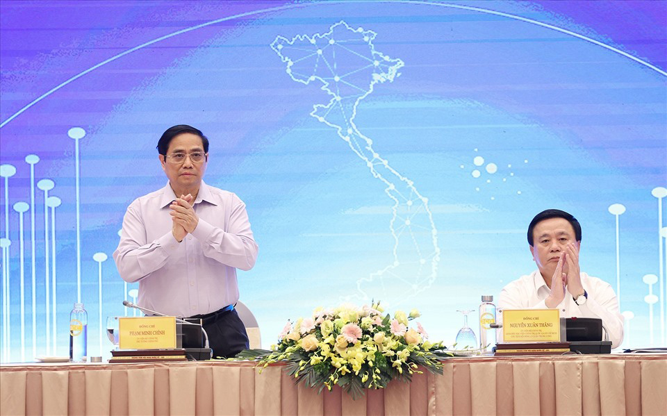 Tập trung khôi phục thị trường lao động - Ảnh 1. Tập trung khôi phục thị trường lao động - Ảnh 1.