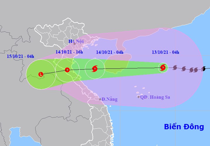 Bão số 8 giật cấp 14 vào Vịnh Bắc Bộ, biển động dữ dội với sóng cao 5-7 m - Ảnh 1.