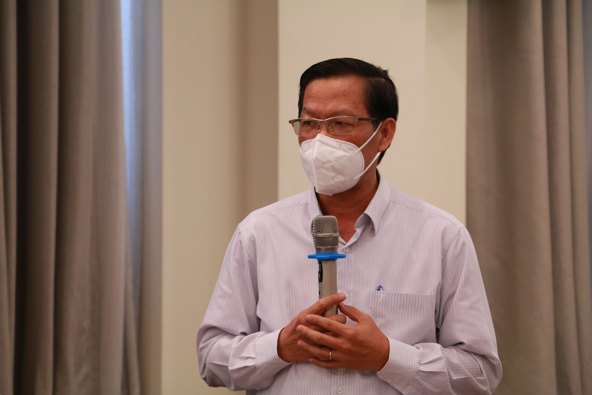 Chá»§ tịch UBND TP HCM nói vá» kế hoạch xây dá»±ng nhà ở giá rẻ cho ngưá»i thu nháºp thấp - Ảnh 2. Chá»§ tịch UBND TP HCM nói vá» kế hoạch xây dá»±ng nhà ở giá rẻ cho ngưá»i thu nháºp thấp - Ảnh 2.