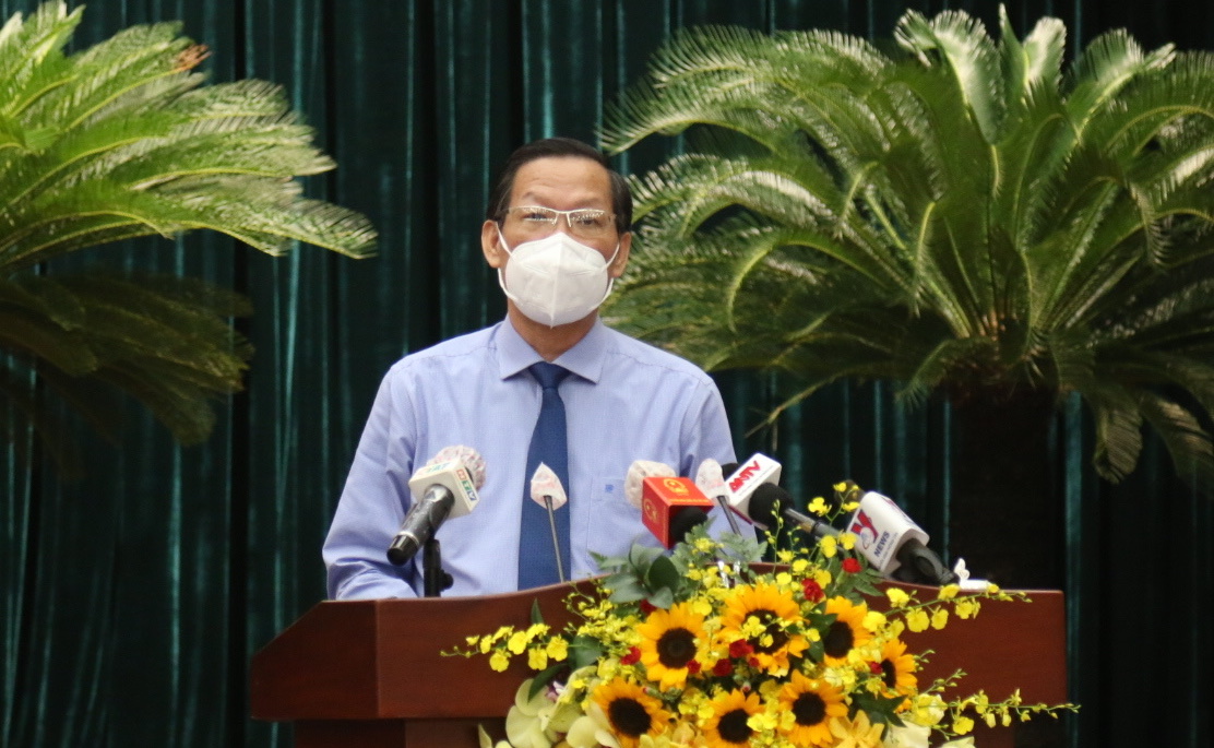 NÓNG: Äồng ý cho há»c sinh 2 trưá»ng đầu tiên ở TP HCM đến lá»›p trở lại - Ảnh 1. NÓNG: Äồng ý cho há»c sinh 2 trưá»ng đầu tiên ở TP HCM đến lá»›p trở lại - Ảnh 1.