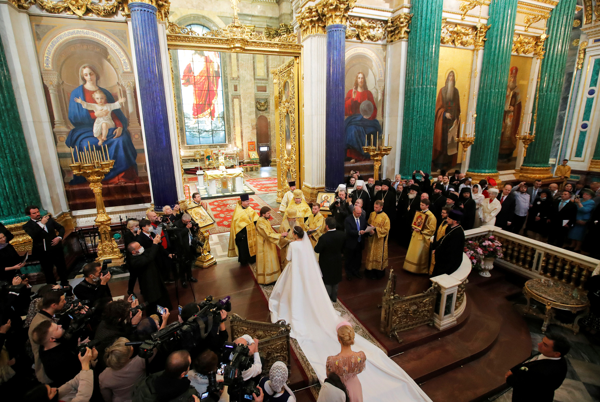 Cận cảnh đám cưới hoàng gia Nga đầu tiên sau hơn 100 năm - Ảnh 5.