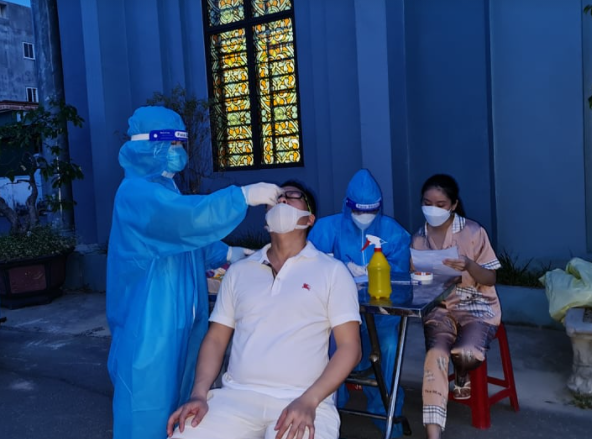 Nghệ An xuất hiện chùm ca bệnh Covid-19 tại một xưởng may - Ảnh 2. Nghệ An xuất hiện chùm ca bệnh Covid-19 tại một xưởng may - Ảnh 2.