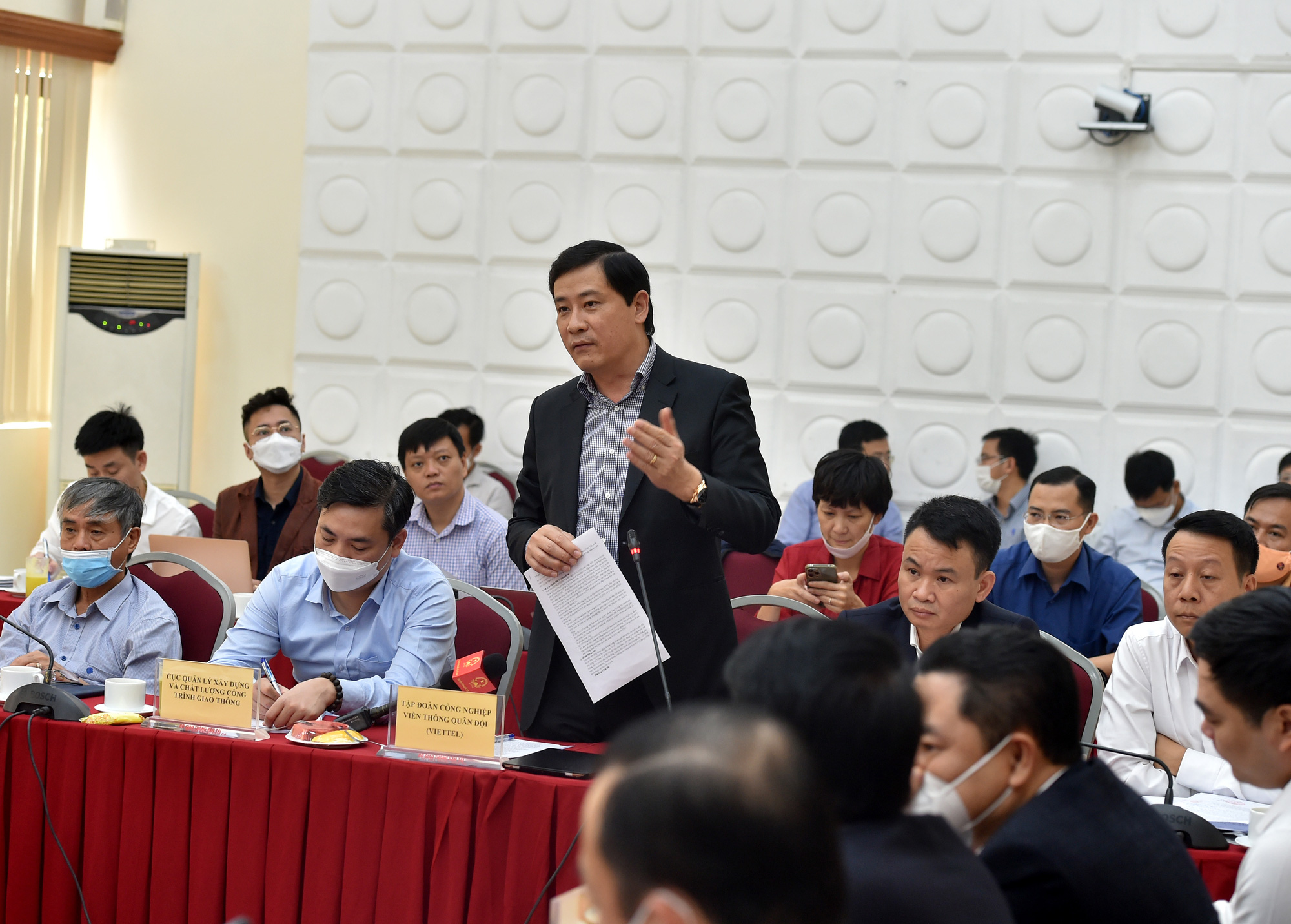 Trước ngà y 10-11 phải bà n giao tuyến đưá»ng sắt Cát Linh - Hà Äông - Ảnh 3. Trước ngà y 10-11 phải bà n giao tuyến đưá»ng sắt Cát Linh - Hà Äông - Ảnh 3.