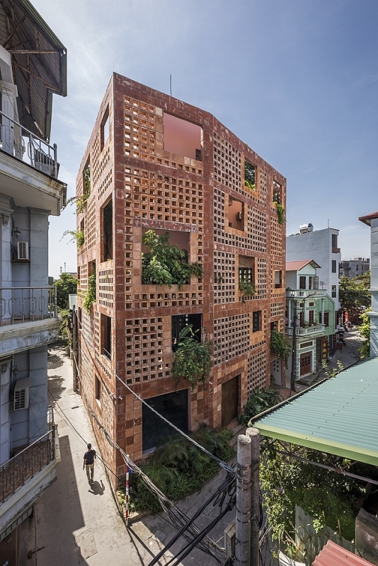Ngôi nhà gạch đỏ ở Bát Tràng đạt giải thưởng quốc tế về kiến trúc - Ảnh 8.
