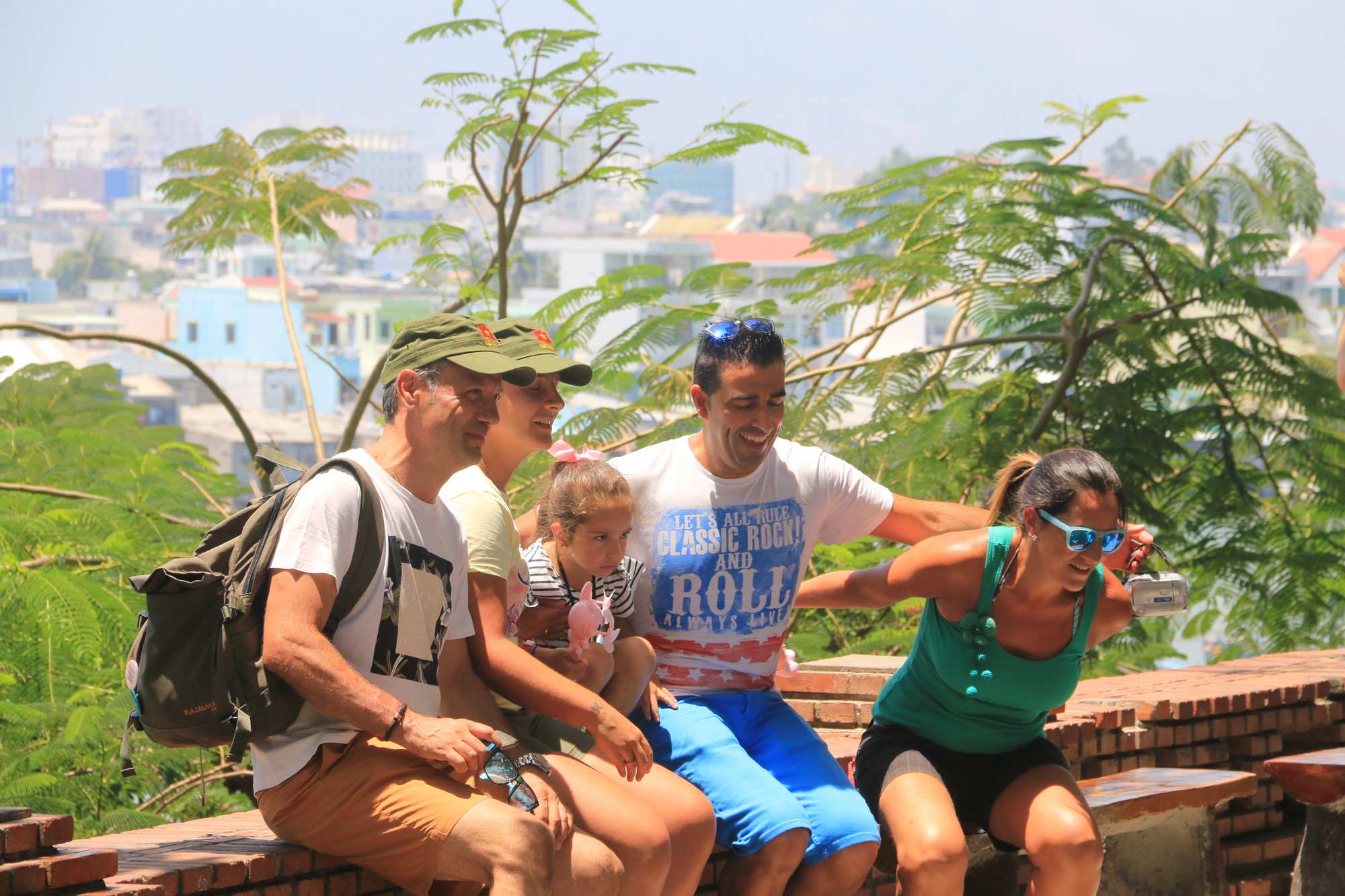 Khánh Hòa: Sẽ đón 18,8 triệu lượt khách du lịch trong năm 2026 - Ảnh 2.