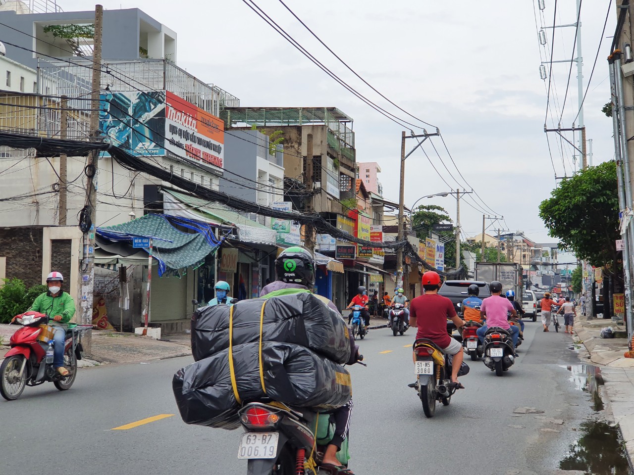 CSGT TP HCM tuần tra, kiểm soát trong bình thường mới thế nào? - Ảnh 1. CSGT TP HCM tuần tra, kiểm soát trong bình thường mới thế nào? - Ảnh 1.