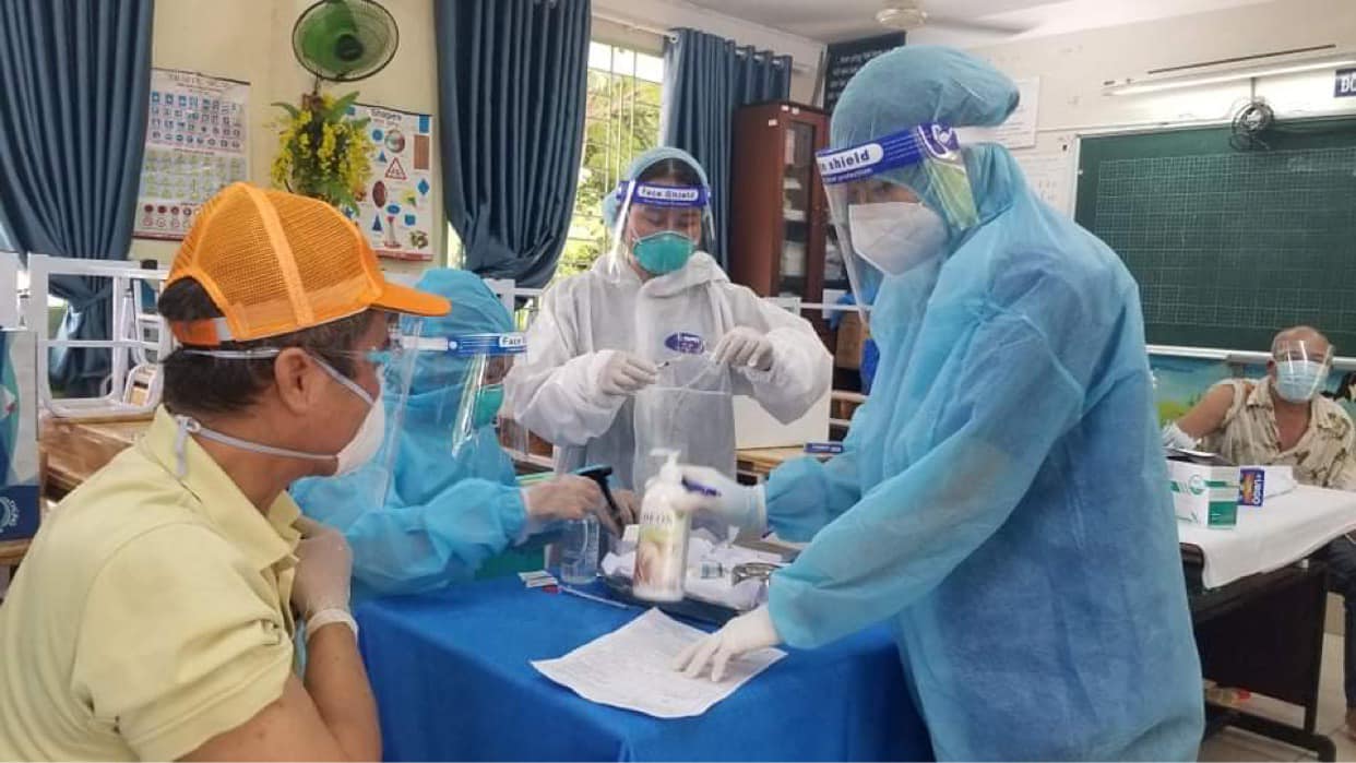 Đơn vị nhập khẩu lên tiếng về lô vắc-xin Covid-19 có hạn sử dụng ngắn - Ảnh 2. Đơn vị nhập khẩu lên tiếng về lô vắc-xin Covid-19 có hạn sử dụng ngắn - Ảnh 2.