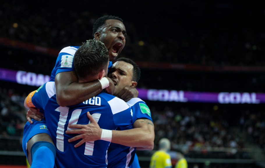 Ngược dòng thắng kịch tính, Brazil đoạt hạng Ba FIFA Futsal World Cup 2021 - Ảnh 3. Ngược dòng thắng kịch tính, Brazil đoạt hạng Ba FIFA Futsal World Cup 2021 - Ảnh 3.