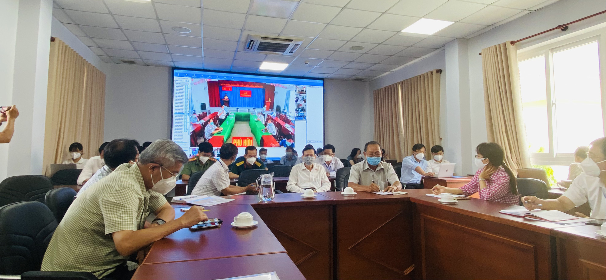 Cử tri TP Thủ Đức đề nghị cần gíám sát việc nhập khẩu trang thiết bị y tế - Ảnh 2.