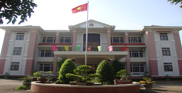 3 chủ tịch, nguyên chủ tịch huyện vi phạm trong công tác - Ảnh 1. 3 chủ tịch, nguyên chủ tịch huyện vi phạm trong công tác - Ảnh 1.