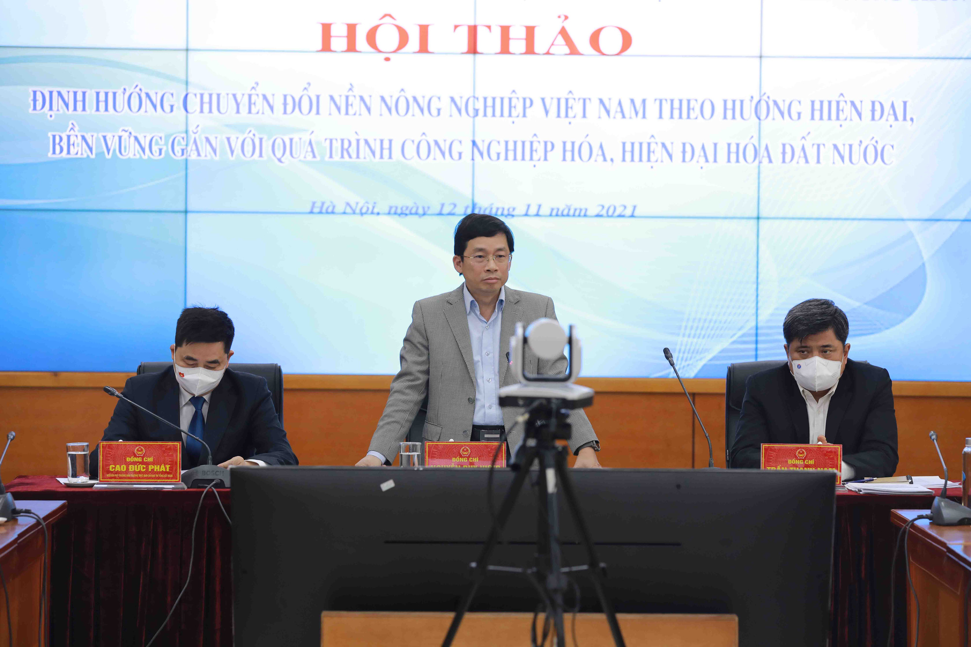 Ông Nguyá»…n Duy Hưng: Phát triển mạnh mẽ khoa há»c công nghệ, chuyển đổi số trong nông nghiệp - Ảnh 2. Ông Nguyá»…n Duy Hưng: Phát triển mạnh mẽ khoa há»c công nghệ, chuyển đổi số trong nông nghiệp - Ảnh 2.