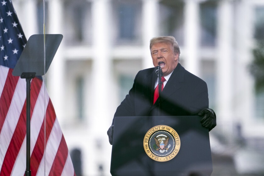 Ông Trump bất ngờ được trao lá chắn tạm thời - Ảnh 1. Ông Trump bất ngờ được trao lá chắn tạm thời - Ảnh 1.