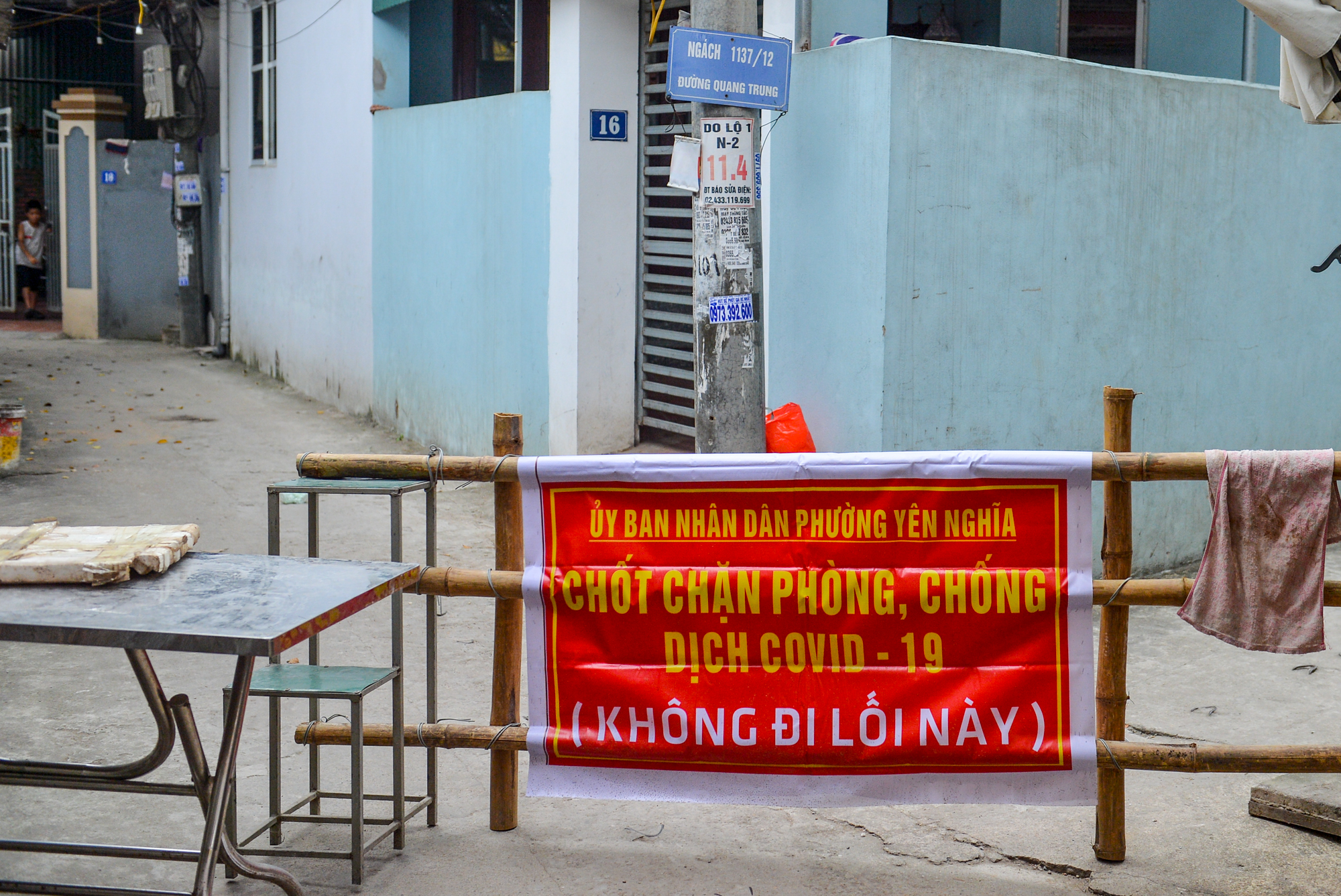 CLIP: Phong toả công trưá»ng có hà ng chục ca nhiá»…m SARS-CoV-2 chưa rõ nguồn lây - Ảnh 14. CLIP: Phong toả công trưá»ng có hà ng chục ca nhiá»…m SARS-CoV-2 chưa rõ nguồn lây - Ảnh 14.