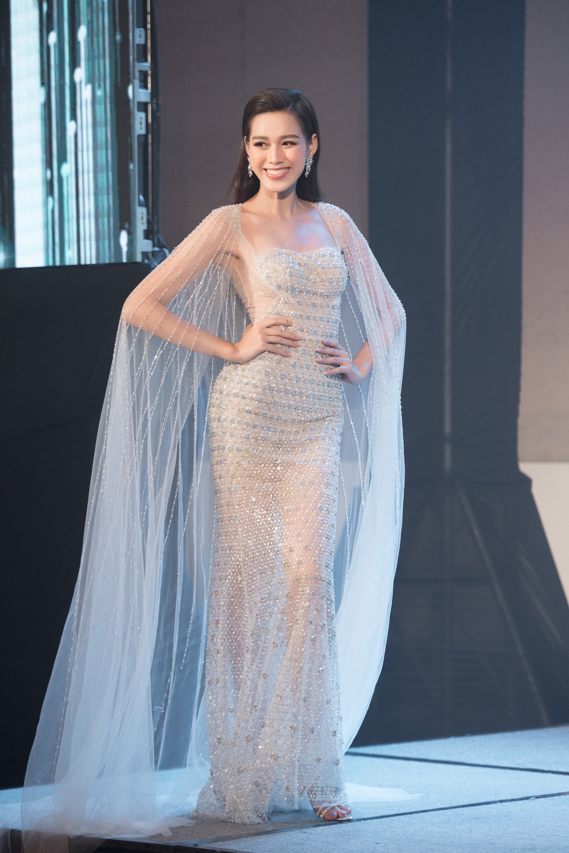 Hoa hậu Đỗ Thị Hà xuất sắc lọt top 13 phần thi Top Model Miss World - Báo  điện tử VnMedia - Tin nóng Việt Nam và thế giới