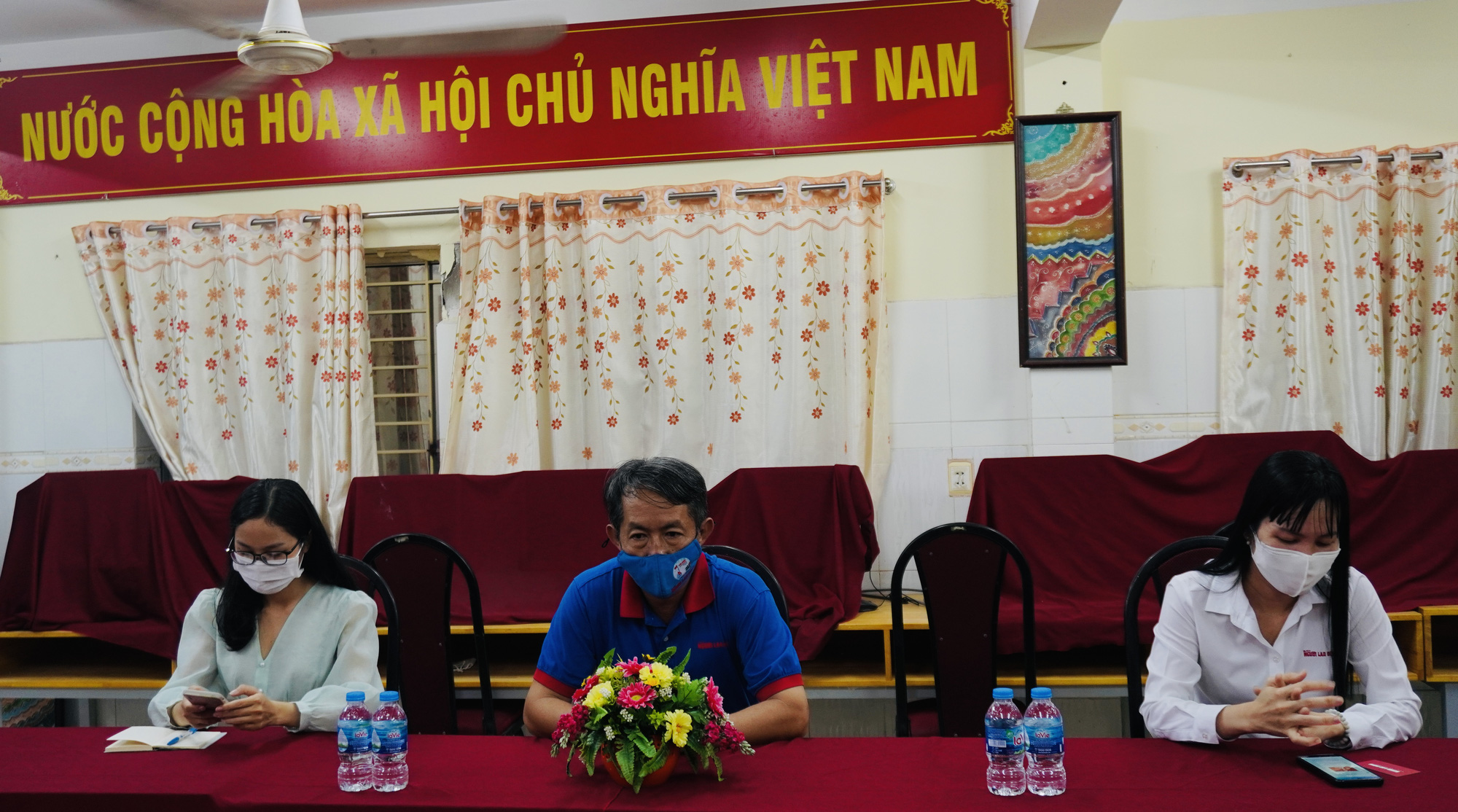 Sim Mobifone miá»…n phà đến vá»›i giáo viên, há»c sinh ở TP Thá»§ Äức - Ảnh 4. Sim Mobifone miá»…n phà đến vá»›i giáo viên, há»c sinh ở TP Thá»§ Äức - Ảnh 4.