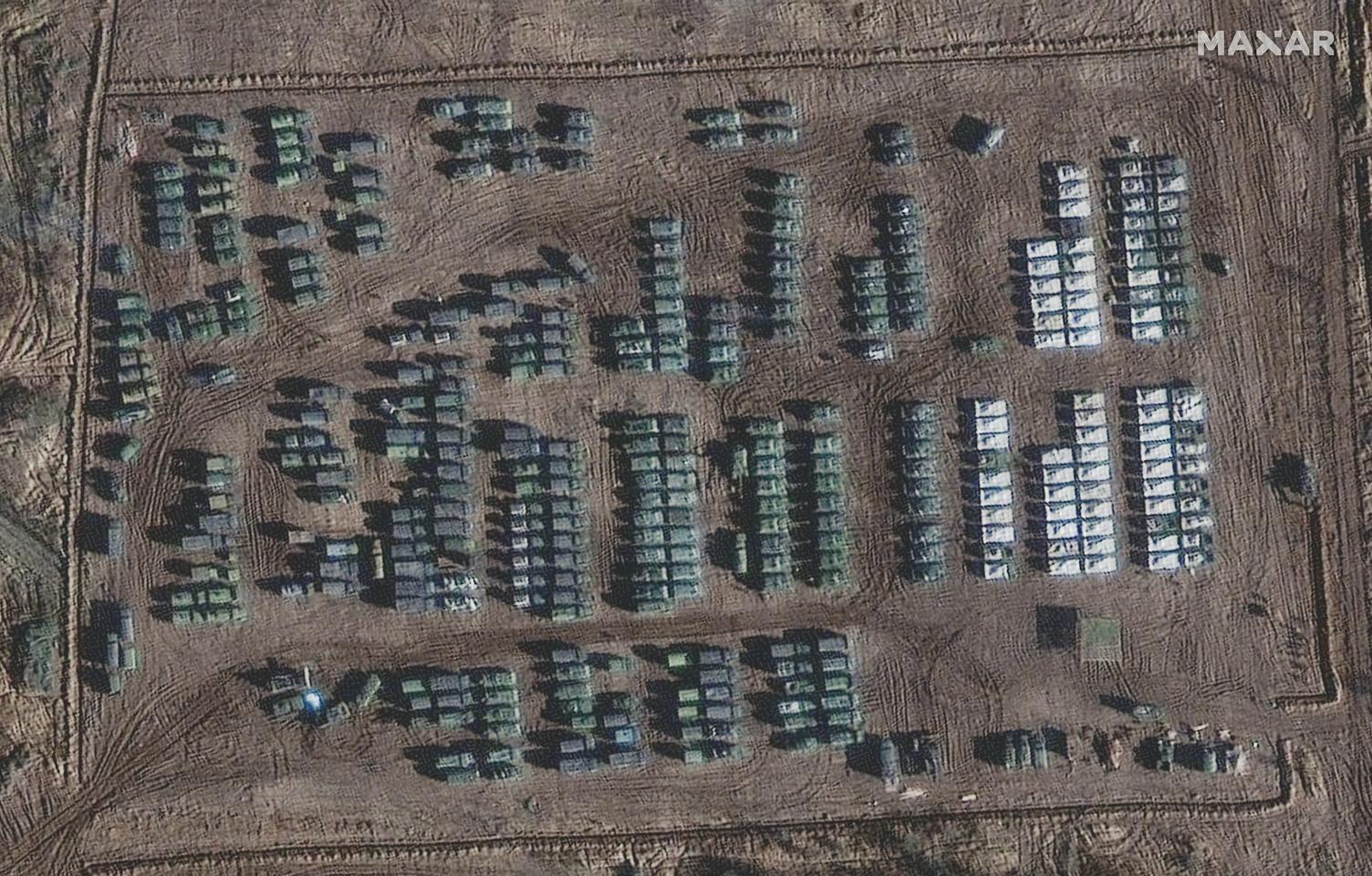 Nga dồn quân đến biên giới, Ukraine tập trận gần Crimea - Ảnh 2. Nga dồn quân đến biên giới, Ukraine tập trận gần Crimea - Ảnh 2.