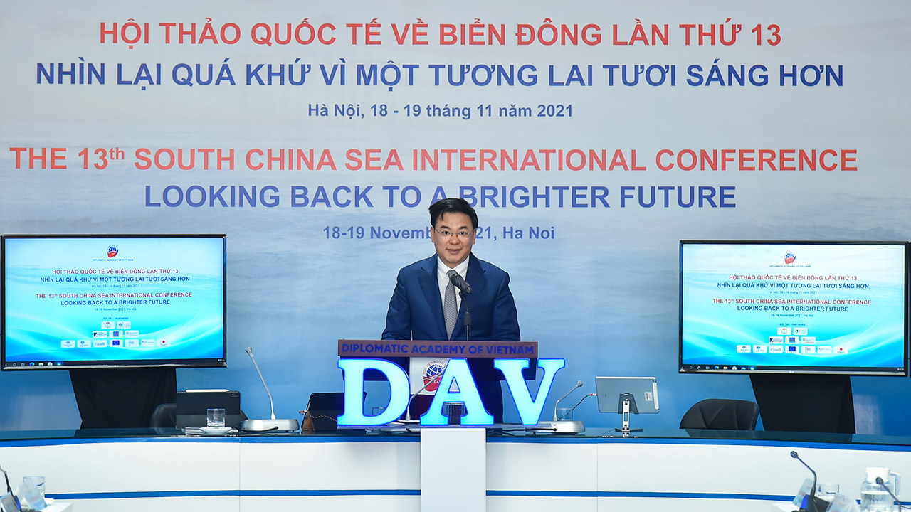 HÆ¡n 500 đại biểu dá»± Há»™i thảo quốc tế vá» Biển Äông lần thứ 13 - Ảnh 2. HÆ¡n 500 đại biểu dá»± Há»™i thảo quốc tế vá» Biển Äông lần thứ 13 - Ảnh 2.