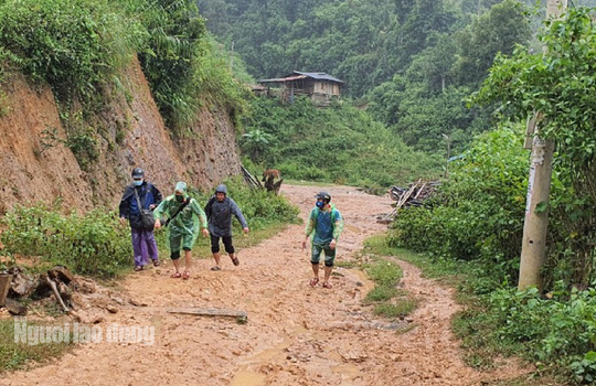 Một ngày ở điểm trường đặc biệt nơi ngã ba biên giới - Ảnh 4.