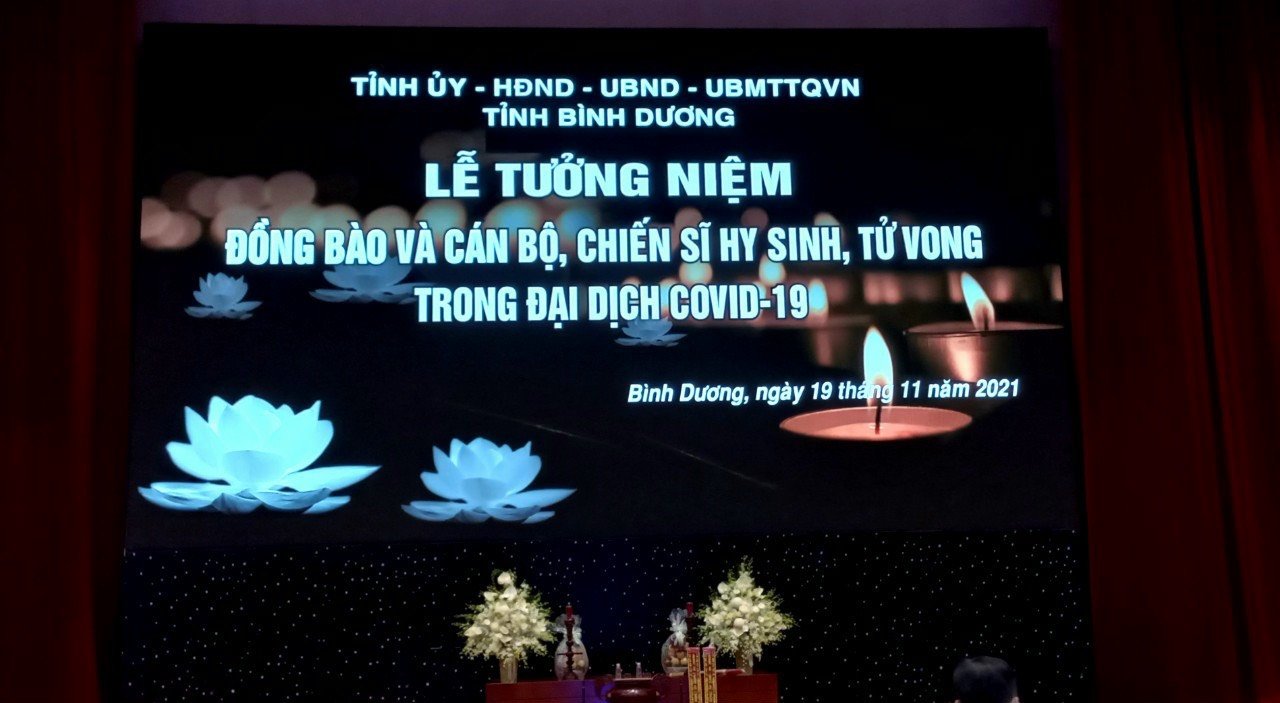 Bình Dương tưởng niệm, tri ân những đồng bà o và cán bộ chiến sĩ đã mất trong đại dịch Covid-19 - Ảnh 1. Bình Dương tưởng niệm, tri ân những đồng bà o và cán bộ chiến sĩ đã mất trong đại dịch Covid-19 - Ảnh 1.