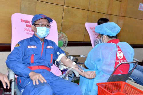 CNVC-LĐ SAMCO tham gia hiến máu tình nguyện - Ảnh 1.
