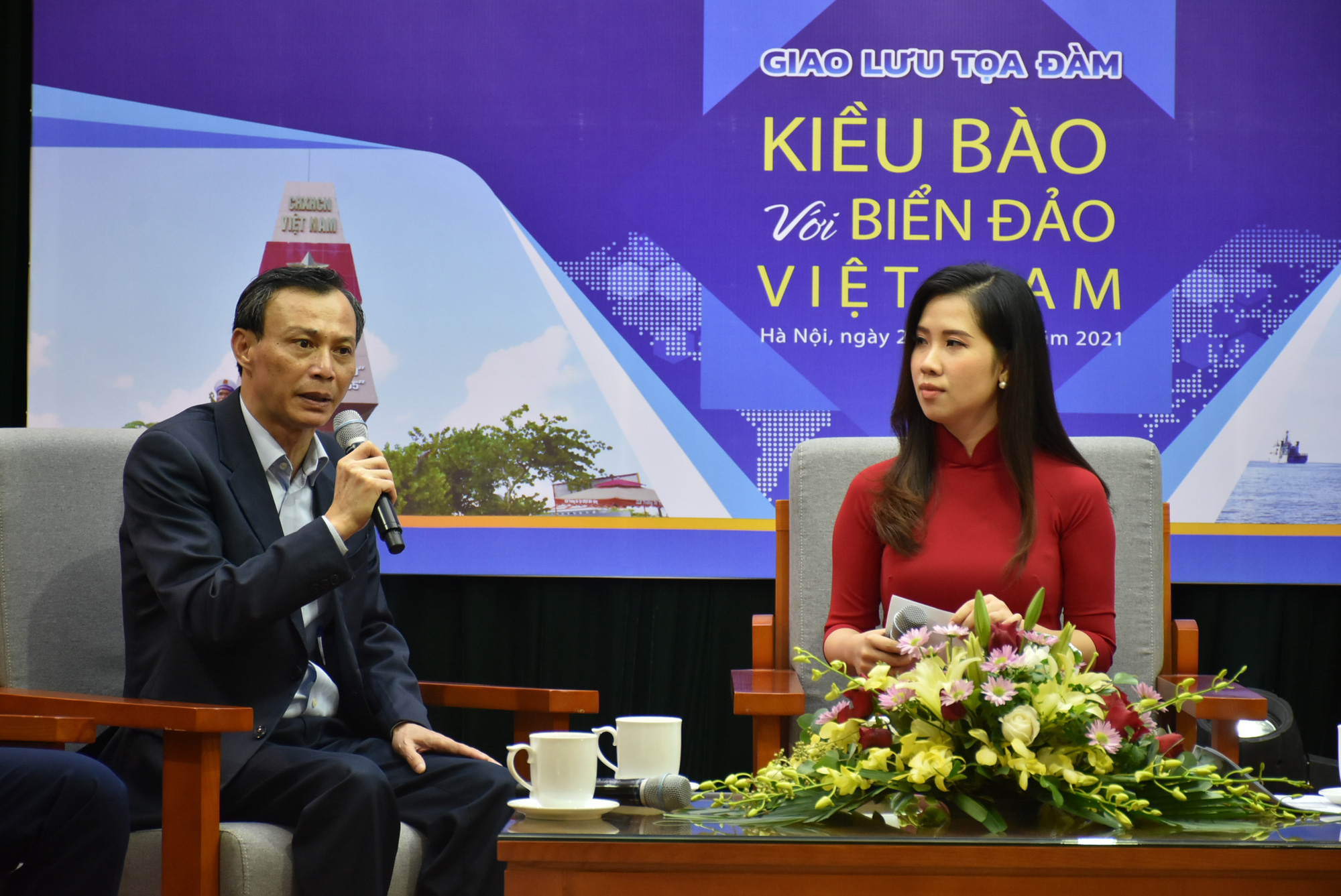 Kiá»u bà o Mỹ: Chuyến Ä‘i Trưá»ng Sa đánh dấu khúc chuyển trong cuá»™c Ä‘á»i hoạt động chÃnh trị cá»§a tôi - Ảnh 8. Kiá»u bà o Mỹ: Chuyến Ä‘i Trưá»ng Sa đánh dấu khúc chuyển trong cuá»™c Ä‘á»i hoạt động chÃnh trị cá»§a tôi - Ảnh 8.
