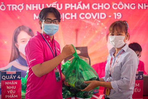 Thiết thực hỗ trợ đoàn viên và con công nhân khó khăn - Ảnh 1.