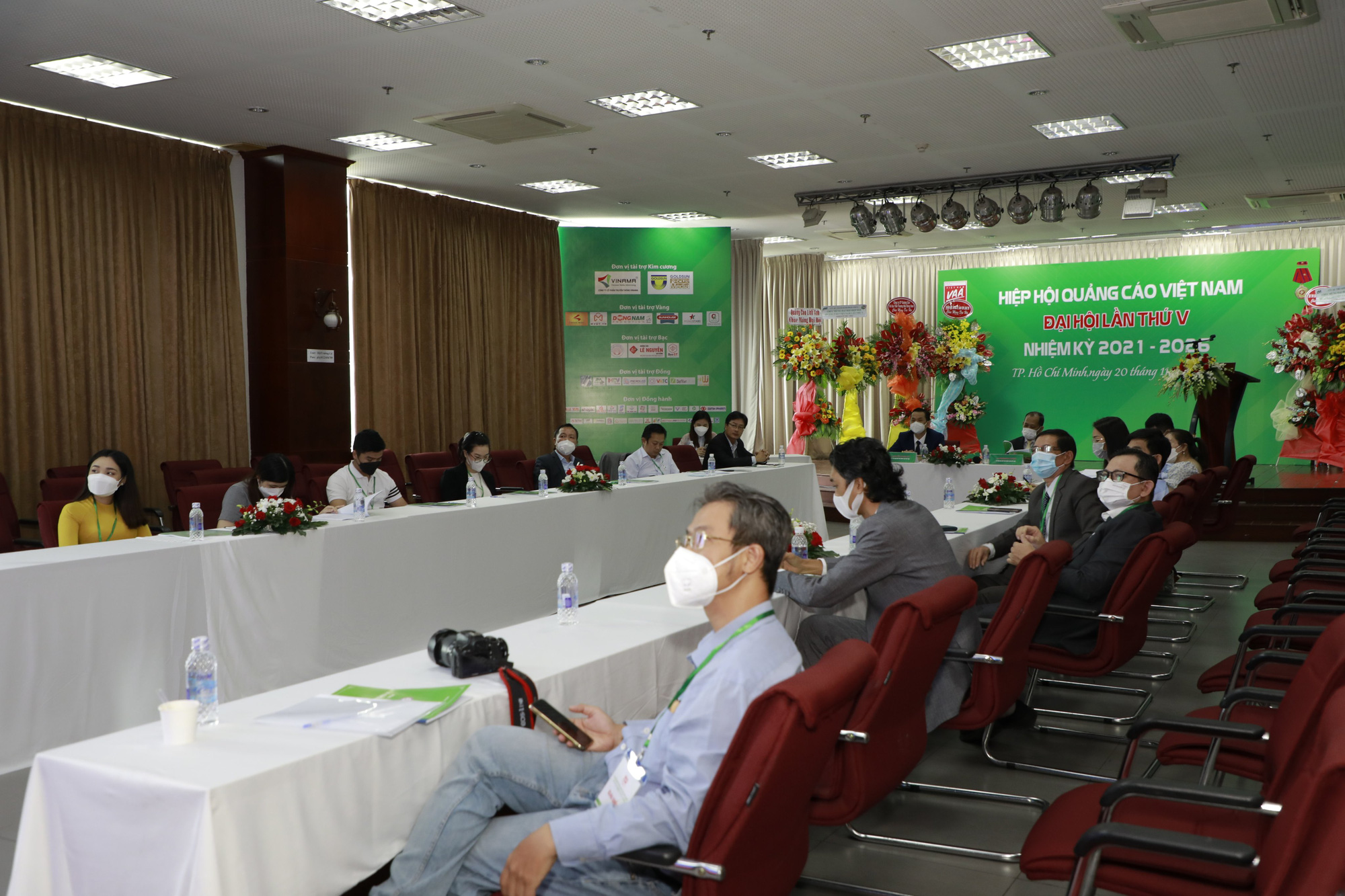 Nhà báo - Đạo diễn Nguyễn Trường Sơn được bầu làm Chủ tịch Hiệp hội Quảng cáo Việt Nam - Ảnh 2.