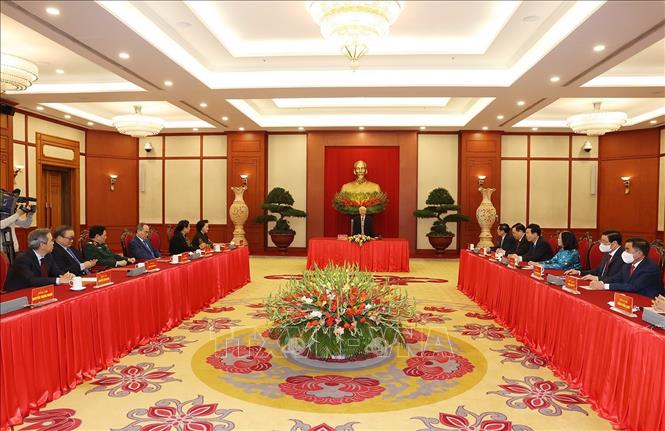 Trao quyết định nghỉ chế độ cho các Ủy viên Bá»™ ChÃnh trị, Bà thư TƯ khóa XII không tái cá» khóa XIII - Ảnh 1. Trao quyết định nghỉ chế độ cho các Ủy viên Bá»™ ChÃnh trị, Bà thư TƯ khóa XII không tái cá» khóa XIII - Ảnh 1.