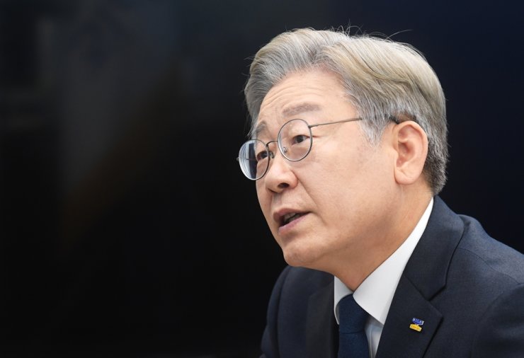 Ứng cử viên tổng thống Hàn Quốc bảo vệ cháu trai giết người 15 năm trước -  Báo Người lao động