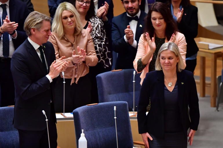 Thụy Điển: Từ chức chưa đầy 1 tuần, nữ thủ tướng được bầu lại - Ảnh 1.